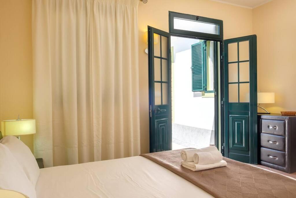 Hikers Haven Villa São Roque do Faial Buitenkant foto