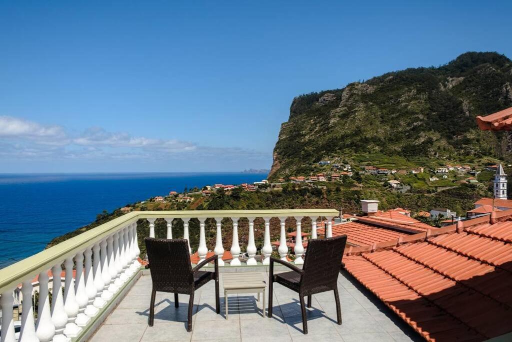 Hikers Haven Villa São Roque do Faial Buitenkant foto